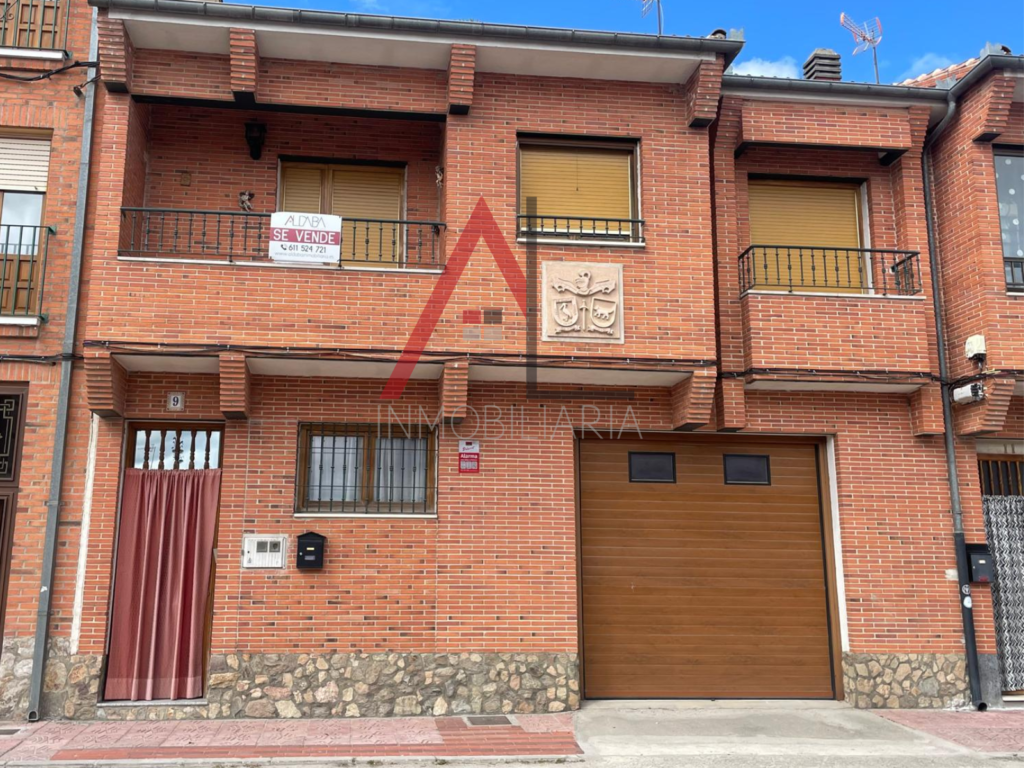 RESERVADO - CHALET EN VENTA EN NAVA DE LA ASUNCION