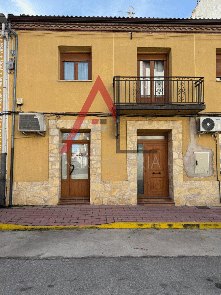 LOCAL EN VENTA NAVA DE LA ASUNCION ············································································································································· 115.000€