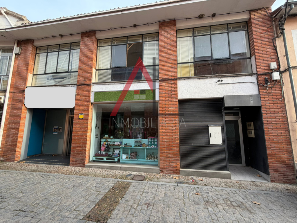 LOCAL EN VENTA EN COCA ··········································································································································································· 195.000€