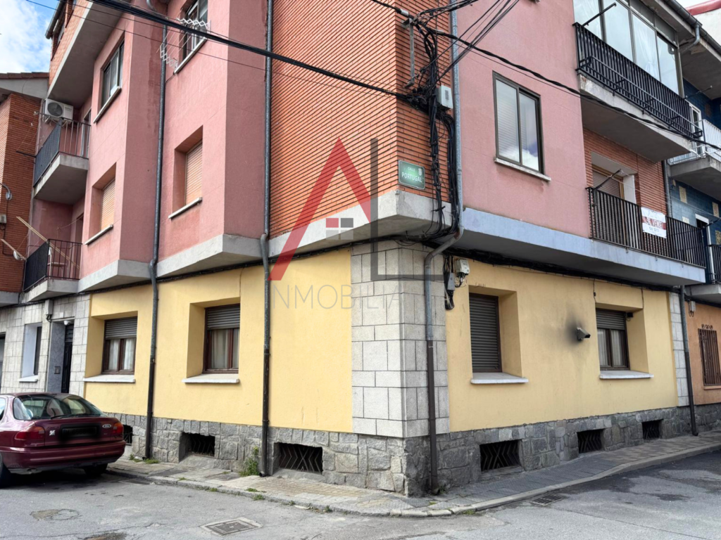 PISO EN VENTA EN NAVA DE LA ASUNCION ············································································································································ 87.000€